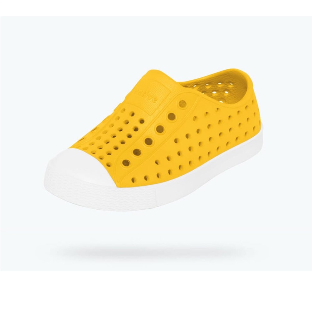 Native Shoes Jefferson Shoe in Crayon Yellow